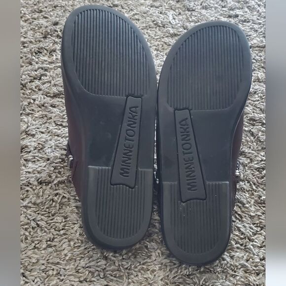 Minnetonka Chocolate Brown Leather Clogs - Picture 3 of 4